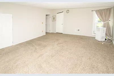 230 W 9th Street, Newport, KY 41071 - Photo 23