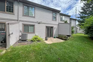 1561 Greens Edge Dr, Florence, KY 41042 - Photo 5
