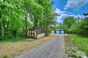 315 Peggy Ann Ln, Alexandria, KY 41001 - Photo 11