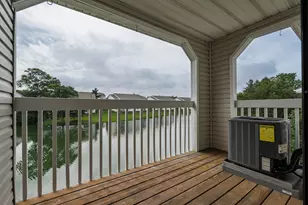 10124 Carnation Ct, Florence, KY 41042 - Photo 3