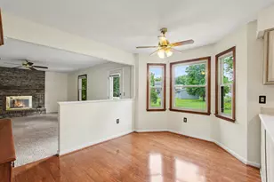 1216 Darvyville Dr, Florence, KY 41042 - Photo 5