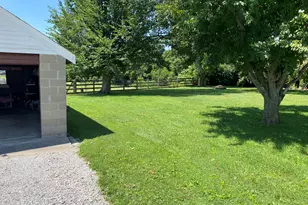 210 E 3rd St, Silver Grove, KY 41085 - Photo 11