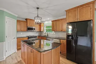 10015 Bent Tree Cir, Union, KY 41091 - Photo 9