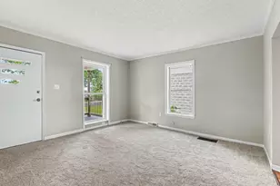 48 Ridgeway Ave, Florence, KY 41042 - Photo 7