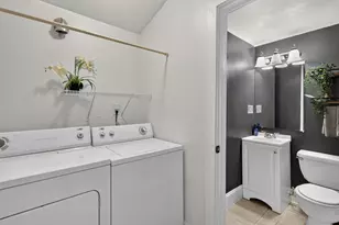 113 W 10th St, Newport, KY 41071 - Photo 11