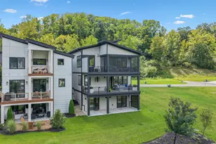 864 Belle Ridge Loop, Bellevue, KY 41073 - Photo 3