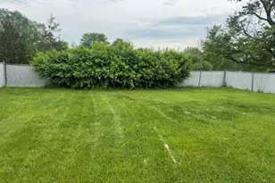 15 Juarez Cir, Covington, KY 41017 - Photo 3