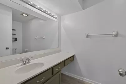 1030 Bellepointe Commons, Bellevue, KY 41073 - Photo 11