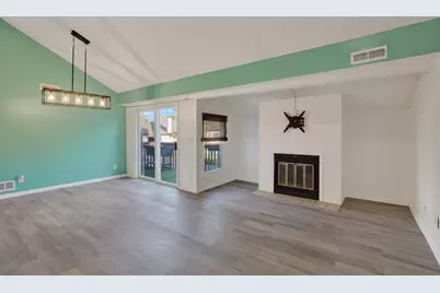 1030 Bellepointe Commons, Bellevue, KY 41073 - Photo 3