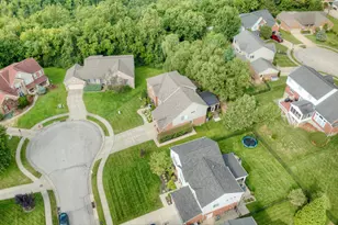 835 Crossings Dr, Crescent Springs, KY 41017 - Photo 37