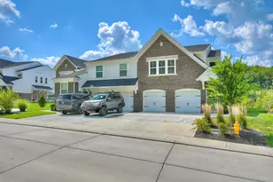 4564 Bentwood Hills Dr, Wilder, KY 41071 - Photo 3