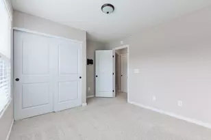 7495 Flintshire Dr, Alexandria, KY 41001 - Photo 11