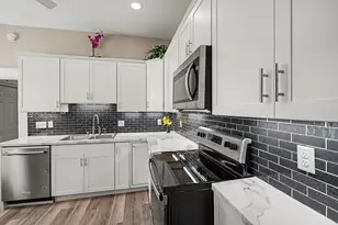 704 W 35th Street W, Covington, KY 41015 - Photo 9