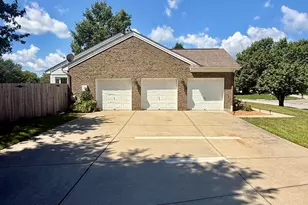 2607 Teaberry Ct, Burlington, KY 41005 - Photo 3