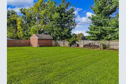 138 W Dilcrest Circle, Florence, KY 41042 - Photo 9