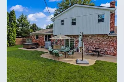 138 W Dilcrest Circle, Florence, KY 41042 - Photo 13