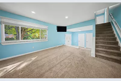 138 W Dilcrest Circle, Florence, KY 41042 - Photo 21