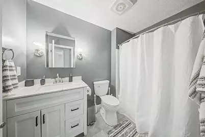 138 W Dilcrest Circle, Florence, KY 41042 - Photo 35