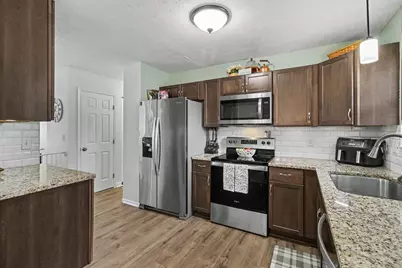 3392 Senate Place, Hebron, KY 41048 - Photo 9