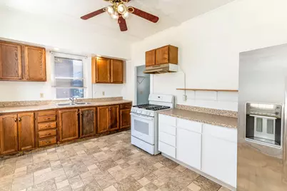 326 W 11th Street, Newport, KY 41071 - Photo 17