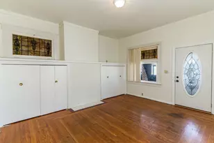 326 W 11th St, Newport, KY 41071 - Photo 1