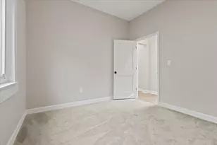 417 W 16th St, Covington, KY 41014 - Photo 13
