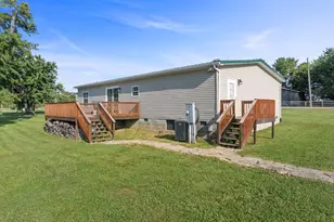 4242 Pleasant Ridge Rd, Maysville, KY 41056 - Photo 3