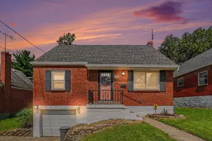 75 Bon Jan Ln, Highland Heights, KY 41076 - Photo 1