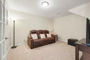 2371 Ambrato Way, Covington, KY 41017 - Photo 7