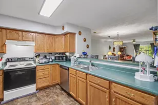 1550 Taramore Dr, Florence, KY 41042 - Photo 9