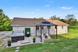 9082 Persimmon Grove Pike, Alexandria, KY 41001 - Photo 19