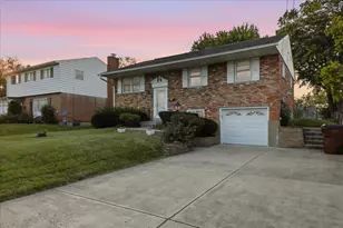 16 Shenandoah Dr, Florence, KY 41042 - Photo 1