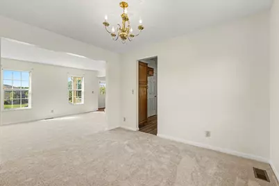 6254 Fairoaks Drive, Florence, KY 41042 - Photo 11