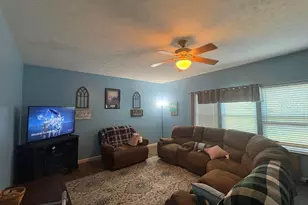 1810 Waverly Dr, Florence, KY 41042 - Photo 7
