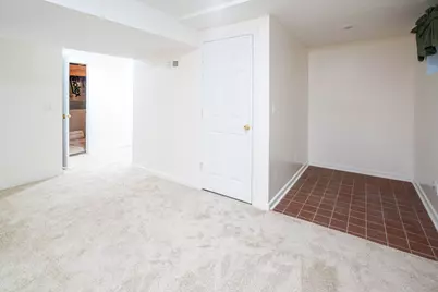8442 Woodcreek Drive, Florence, KY 41042 - Photo 27
