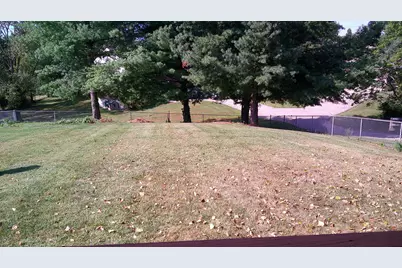 7709 Cannon Valley Drive, Florence, KY 41042 - Photo 5