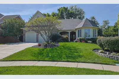 818 Lauren Drive, Villa Hills, KY 41017 - Photo 1