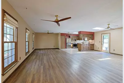 8822 Valley Circle Drive, Florence, KY 41042 - Photo 9