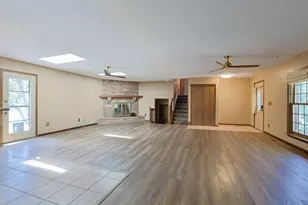 8822 Valley Cir Dr, Florence, KY 41042 - Photo 5