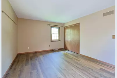 8822 Valley Circle Drive, Florence, KY 41042 - Photo 17