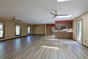 8822 Valley Cir Dr, Florence, KY 41042 - Photo 13