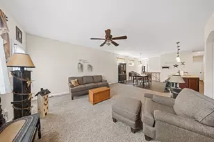 1704 Braeburn Ct, Florence, KY 41042 - Photo 5