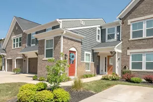 2558 Crosshill Dr, Crescent Springs, KY 41017 - Photo 1