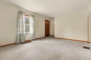 36 Utz Dr, Florence, KY 41042 - Photo 7