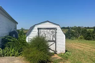 625 Falmouth St, Williamstown, KY 41097 - Photo 3