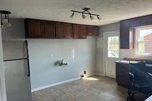 625 Falmouth St, Williamstown, KY 41097 - Photo 7