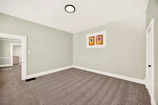 12 Catalpa St, Covington, KY 41014 - Photo 11