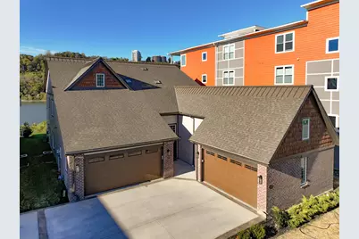 599 Manhattan Boulevard #201, Dayton, KY 41074 - Photo 1