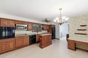 1953 Lawrence Dr, Fort Mitchell, KY 41011 - Photo 3