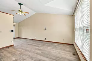 3738 Jonathan Dr, Hebron, KY 41048 - Photo 5